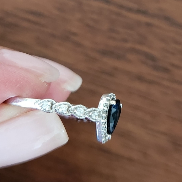 GENUINE 14K SAPPHIRE & DIAMOND RING - Picture 9 of 9